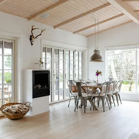 度假居 Southern Feel In Refurbished By Shore