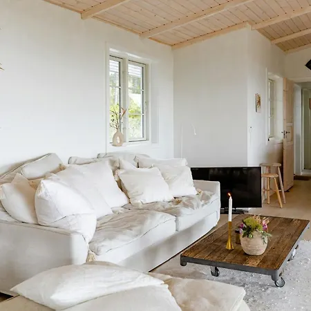 Southern Feel In Refurbished By Shore * Nykøbing Sjælland