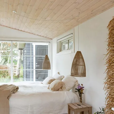 Southern Feel In Refurbished By Shore
