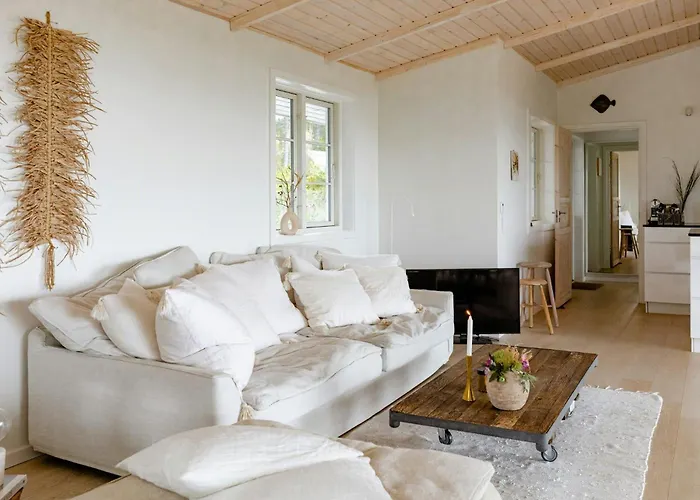 Southern Feel In Refurbished By Shore * Nykøbing Sjælland