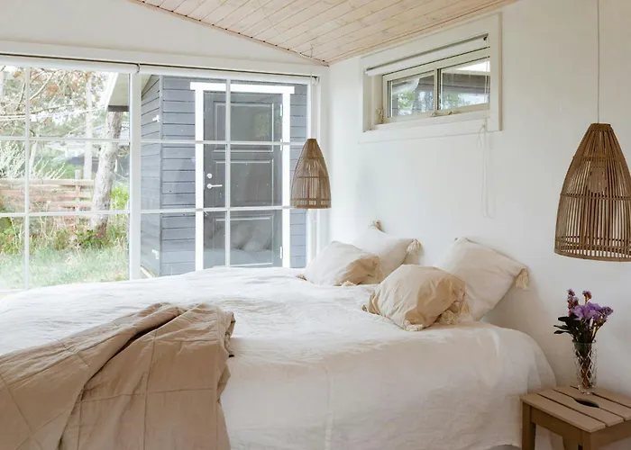 Southern Feel In Refurbished By Shore Nyaraló